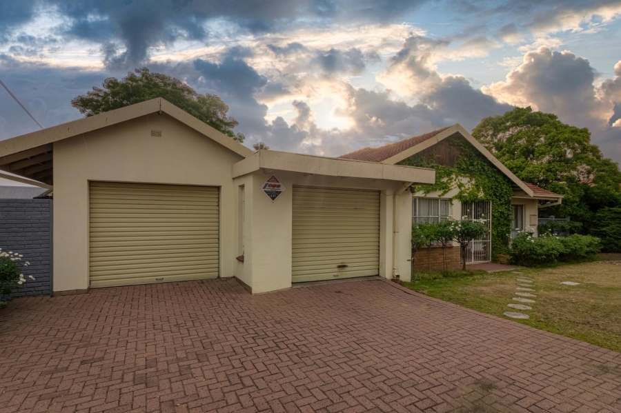 3 Bedroom Property for Sale in Kroonheuwel Free State